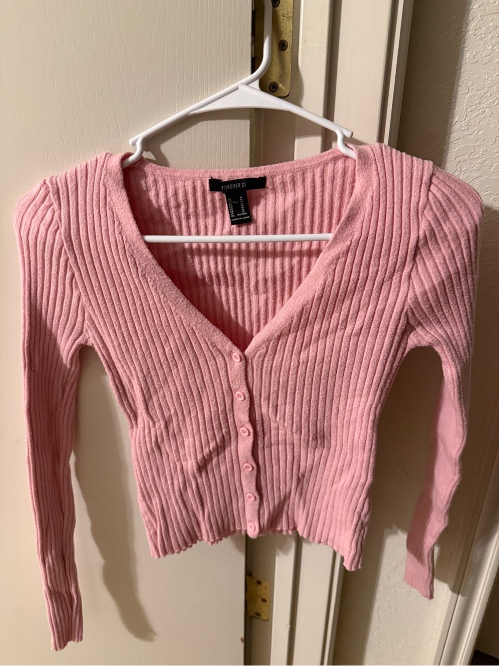 Forever 21 Pink Ribbed Button Front V Neck Sweater